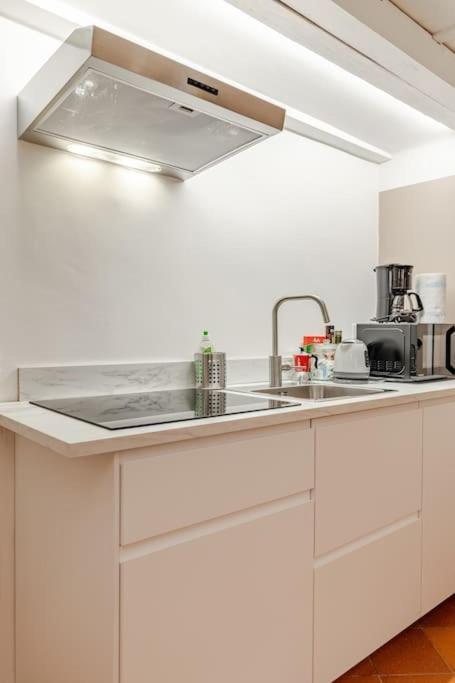 Amazing Apartment In Piazza Santa Croce Firenze Εξωτερικό φωτογραφία