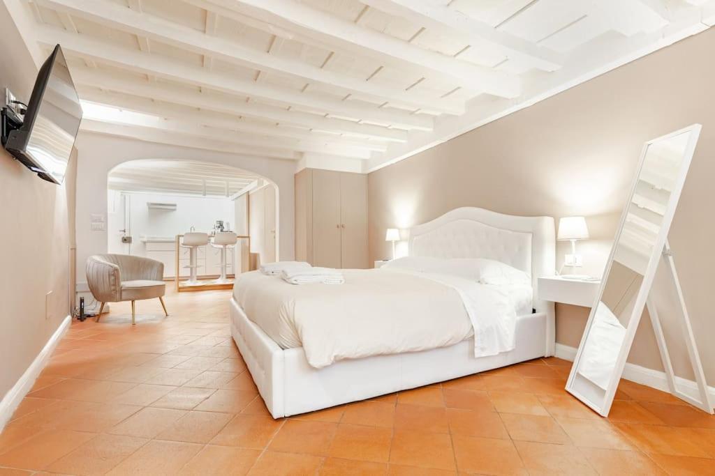 Amazing Apartment In Piazza Santa Croce Firenze Εξωτερικό φωτογραφία